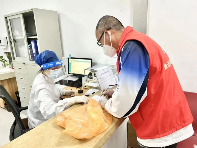 沈阳24小时高价回收医保(24小时高价回收医保医保套出)